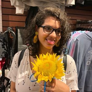 Meet your Posher, Eva